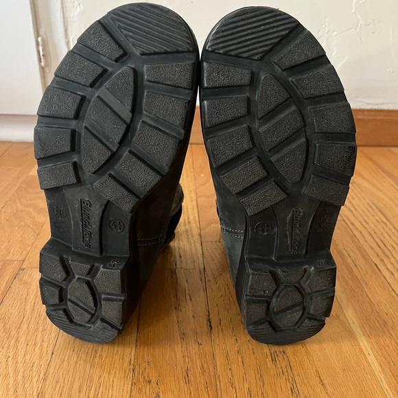 Blundstone Women’s Rustic Black High Top Chelsea Boots - Picture 7 of 14